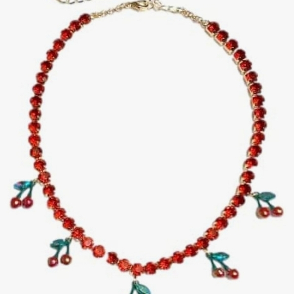 🔹️ Betsey Johnson 🔹️red rhinestone and cherry statement necklace NWT ✨️🍒 - Picture 1 of 4